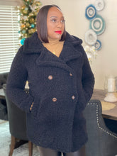 Load image into Gallery viewer, Cozy Up Sherpa Coat {Black}
